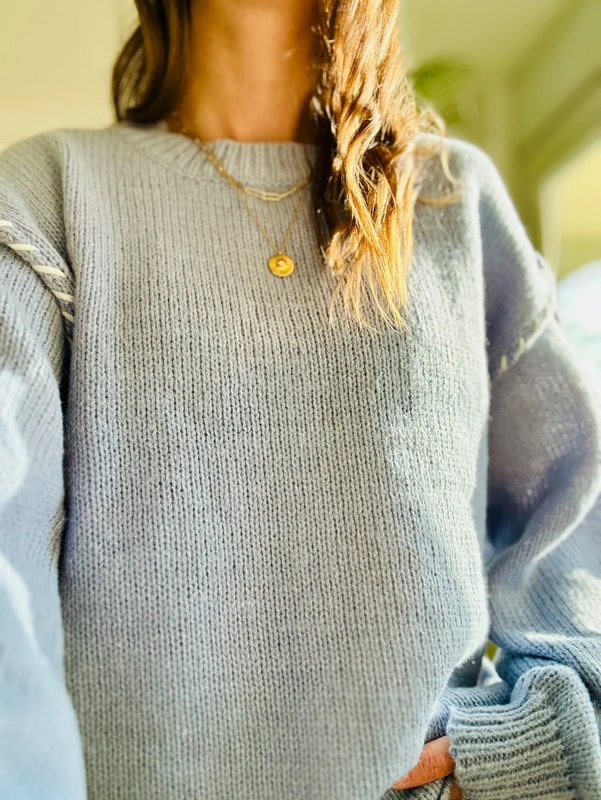 Pull bleu